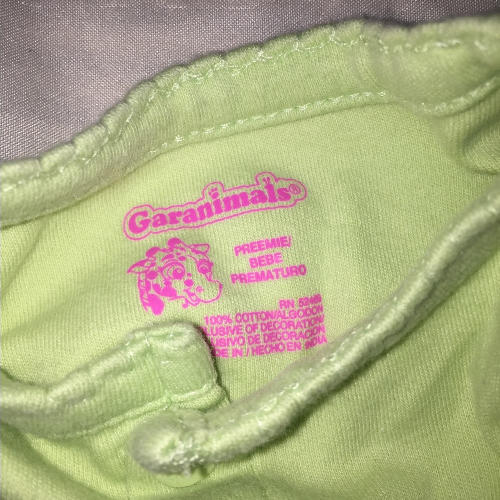 Preemie one piece - Picture 3 of 4